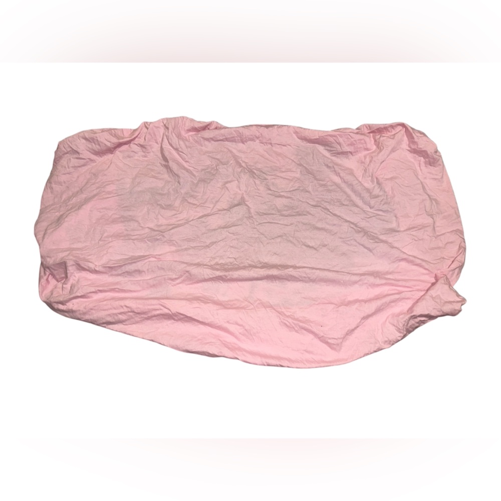 Everyday kids pink crib sheet